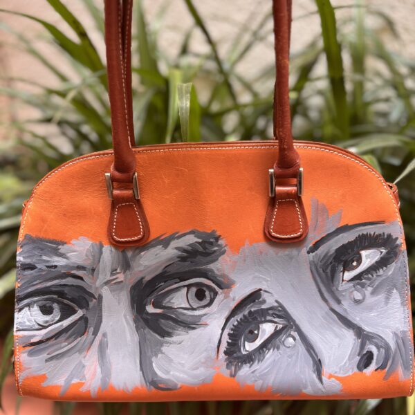 Bolso de cuero pintado a mano 👀
