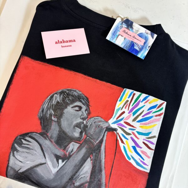 Camiseta pintada a mano personalizada